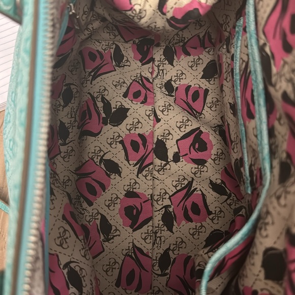 COPY - Guess Crossbody/handbag - Picture 4 of 7